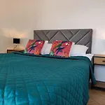Golden Sands Apartment