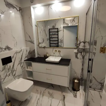 Golden Sands Apartament *